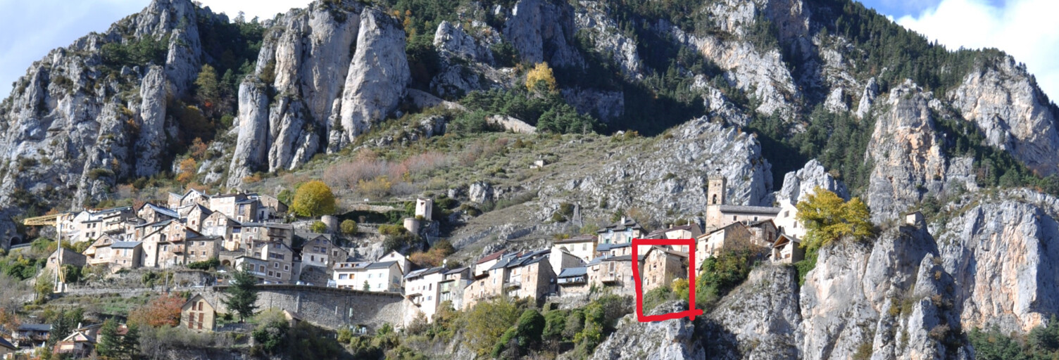 Maison 11 Pièces 250 m² à vendre à Roubion (06420)