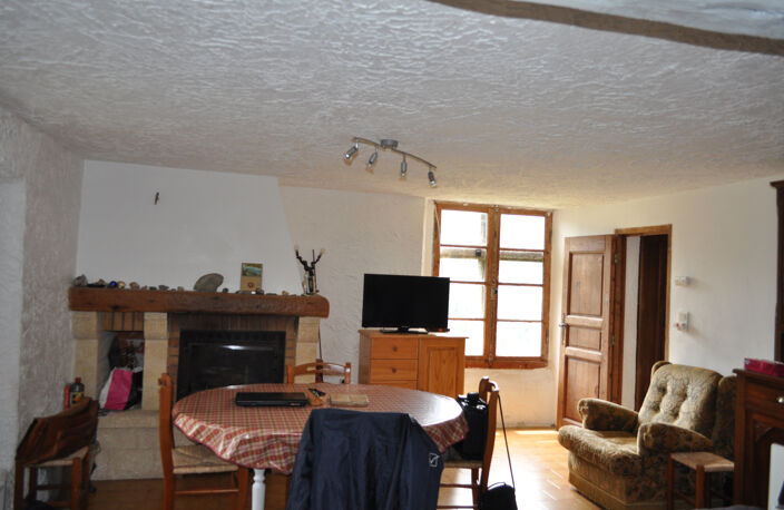 Maison de village  - 250m2 avec jardin — photo 5
