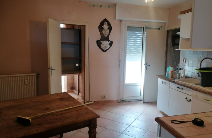 T4/5 CENTRE VILLE LA LONDE LES MAURES — photo 3