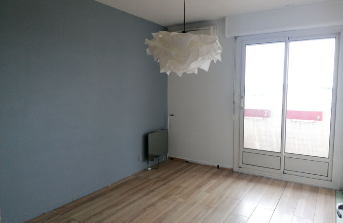 T4/5 CENTRE VILLE LA LONDE LES MAURES — photo 5