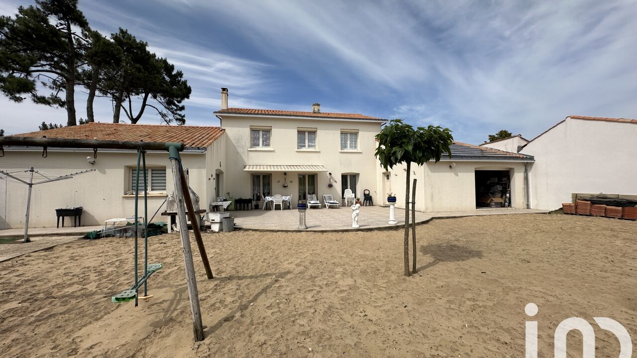 maison 9 pièces 228 m2 à vendre à La Tranche-sur-Mer (85360)