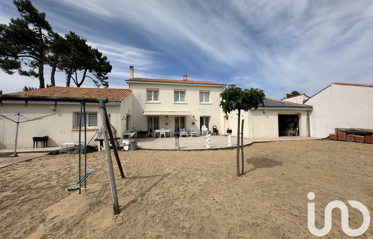 maison 9 pièces 228 m2 à vendre à La Tranche-sur-Mer (85360)