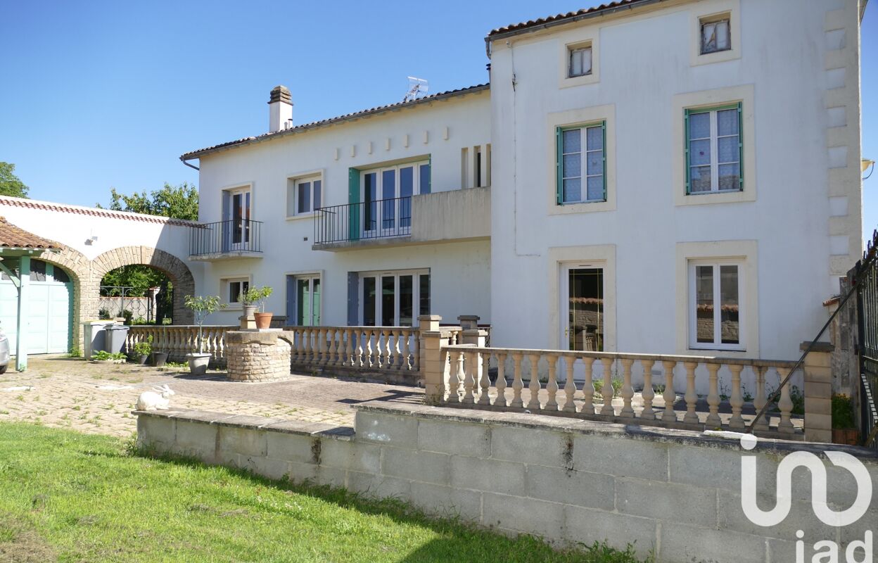 maison 6 pièces 145 m2 à vendre à Villefagnan (16240)