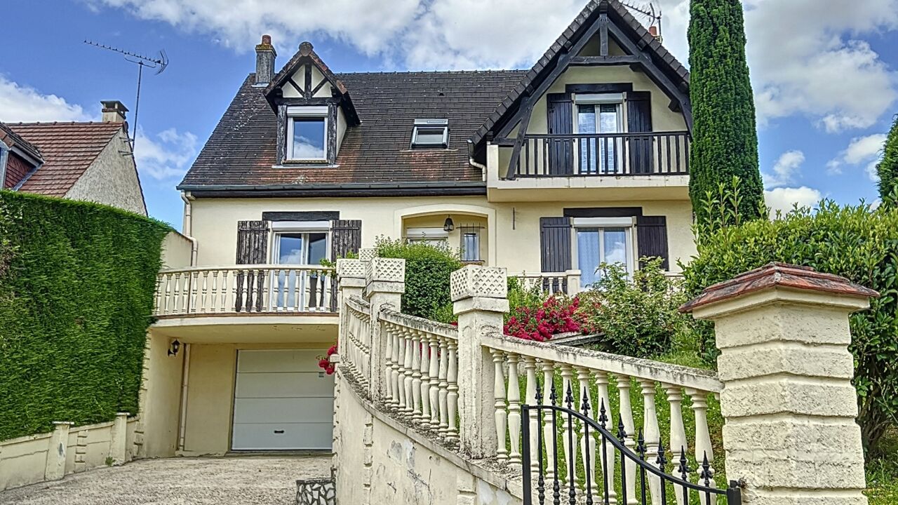 maison 6 pièces 133 m2 à vendre à Dammartin-en-Goële (77230)