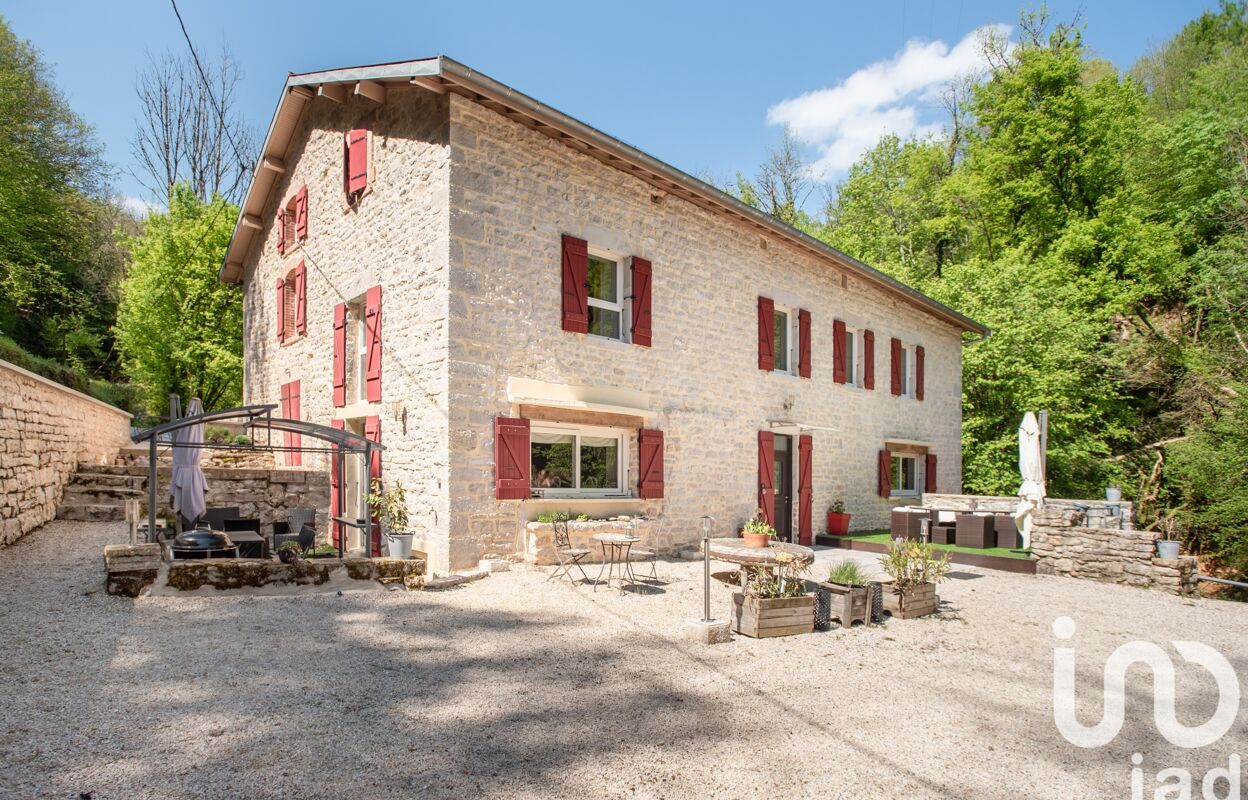 maison 12 pièces 540 m2 à vendre à Montagna-le-Reconduit (39160)