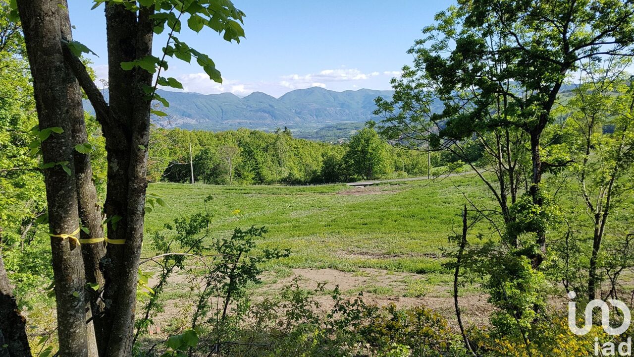 terrain  pièces 992 m2 à vendre à Pelleautier (05000)