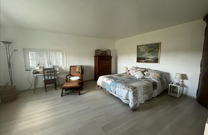 Maison en pierre de 7 pièces principales — photo 5