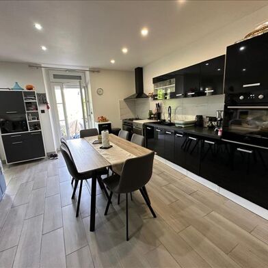 Maison 5 pièces 140 m²