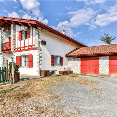 Maison 9 pièces 988000 €