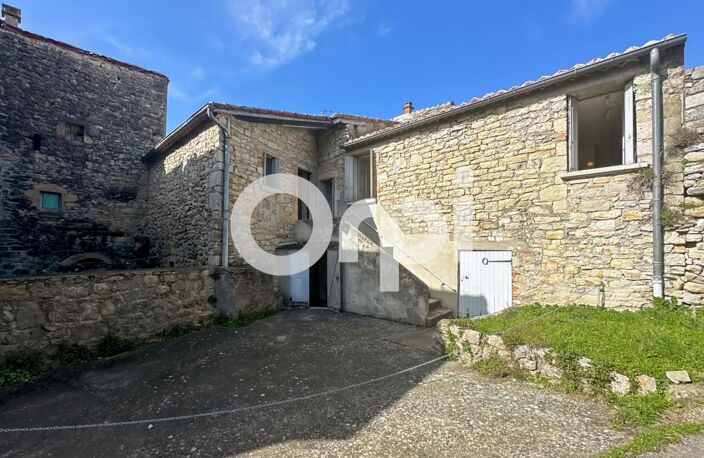 Maison de village en pierre avec garage et caves — photo 4