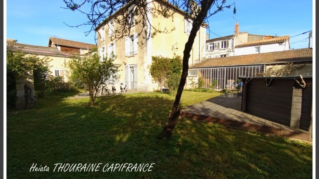 maison 9 pièces 267 m2 à vendre à Saint-Maixent-l'École (79400)