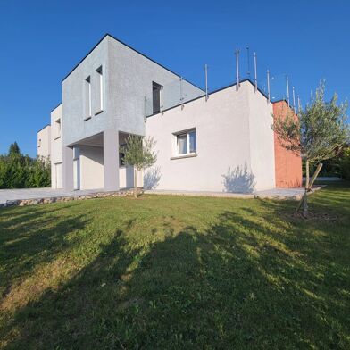 Maison 5 pièces 140 m²