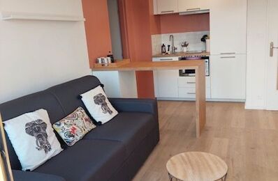 location appartement 630 € CC /mois à proximité de Signes (83870)