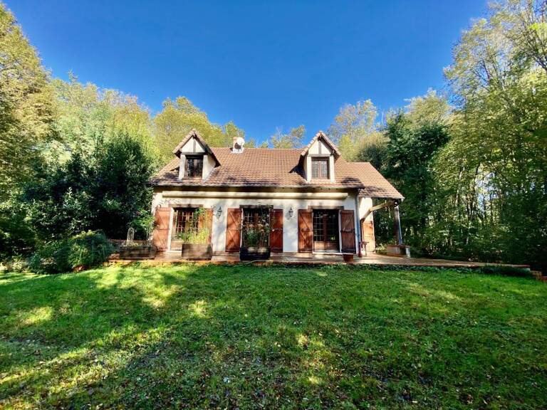 VENTE d'une maison de 7 pièces (132 m²) à Chuelles — photo 1