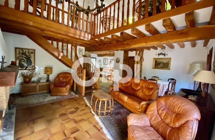 VENTE d'une maison de 7 pièces (132 m²) à Chuelles — photo 2