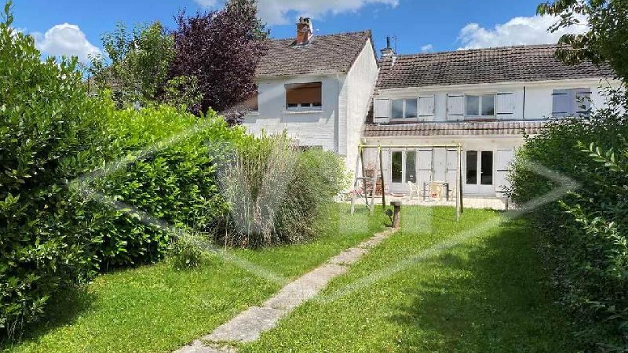 maison 5 pièces 80 m2 à vendre à Combs-la-Ville (77380)