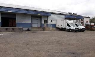 Local industriel  1150 m² à louer à Saint-Denis (97490)