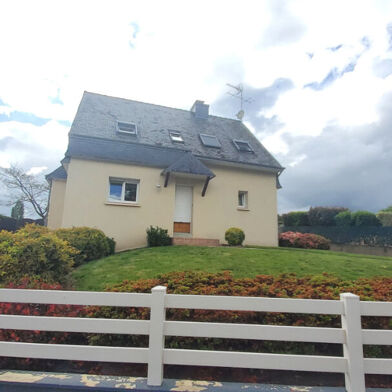 Maison 5 pièces 853 €