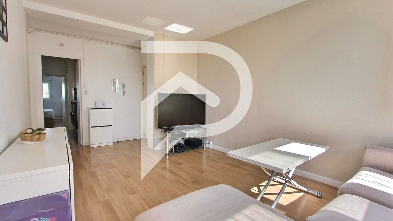 appartement 3 pièces 54 m2 à vendre à Villeneuve-la-Garenne (92390)