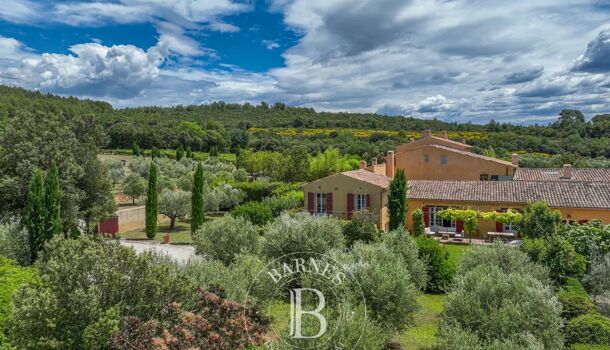 Villa / Maison 5 pièces  à vendre Aix-en-Provence 13100