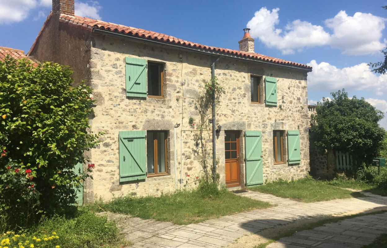 maison 6 pièces 115 m2 à vendre à Sèvremont (85700)