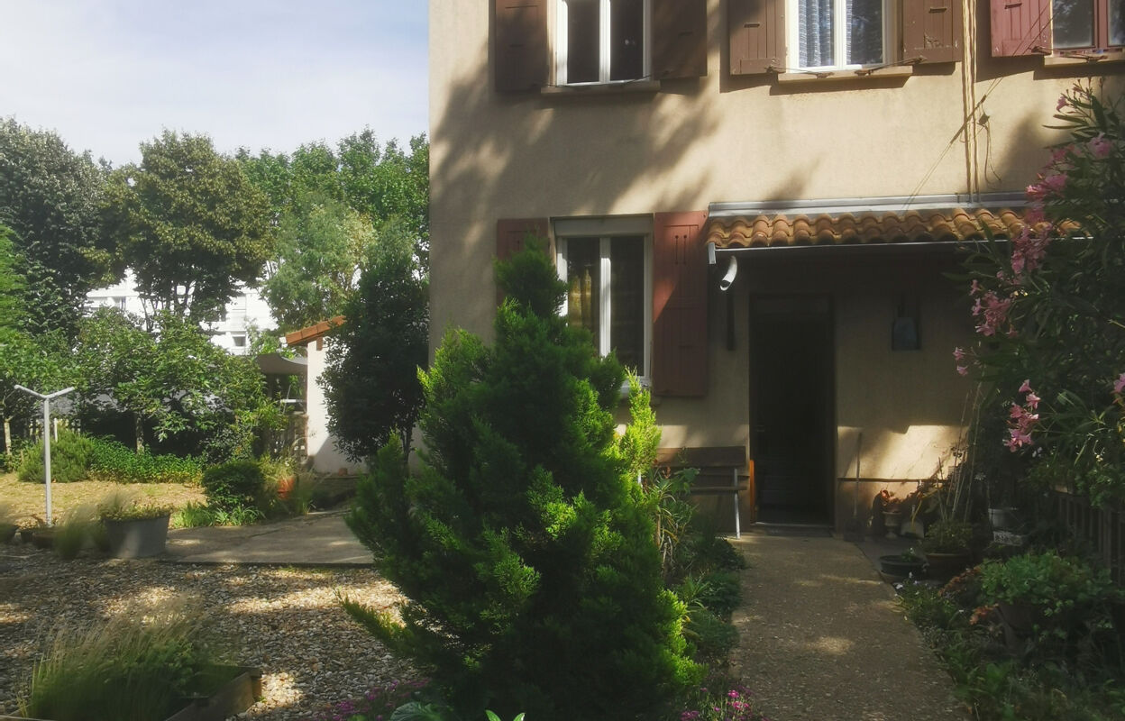 maison 3 pièces 61 m2 à vendre à Saint-Priest (69800)