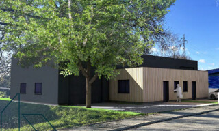 Commerce  175 m² à louer à Vannes (56000)