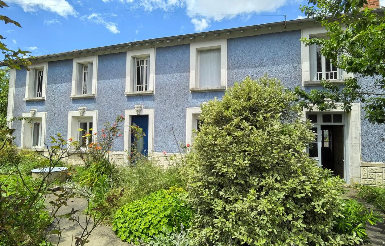 maison 7 pièces 262 m2 à vendre à Landes (17380)