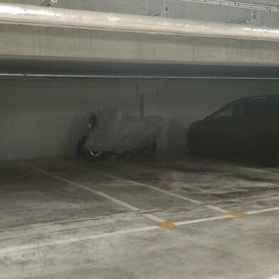 Parking 24 m²
