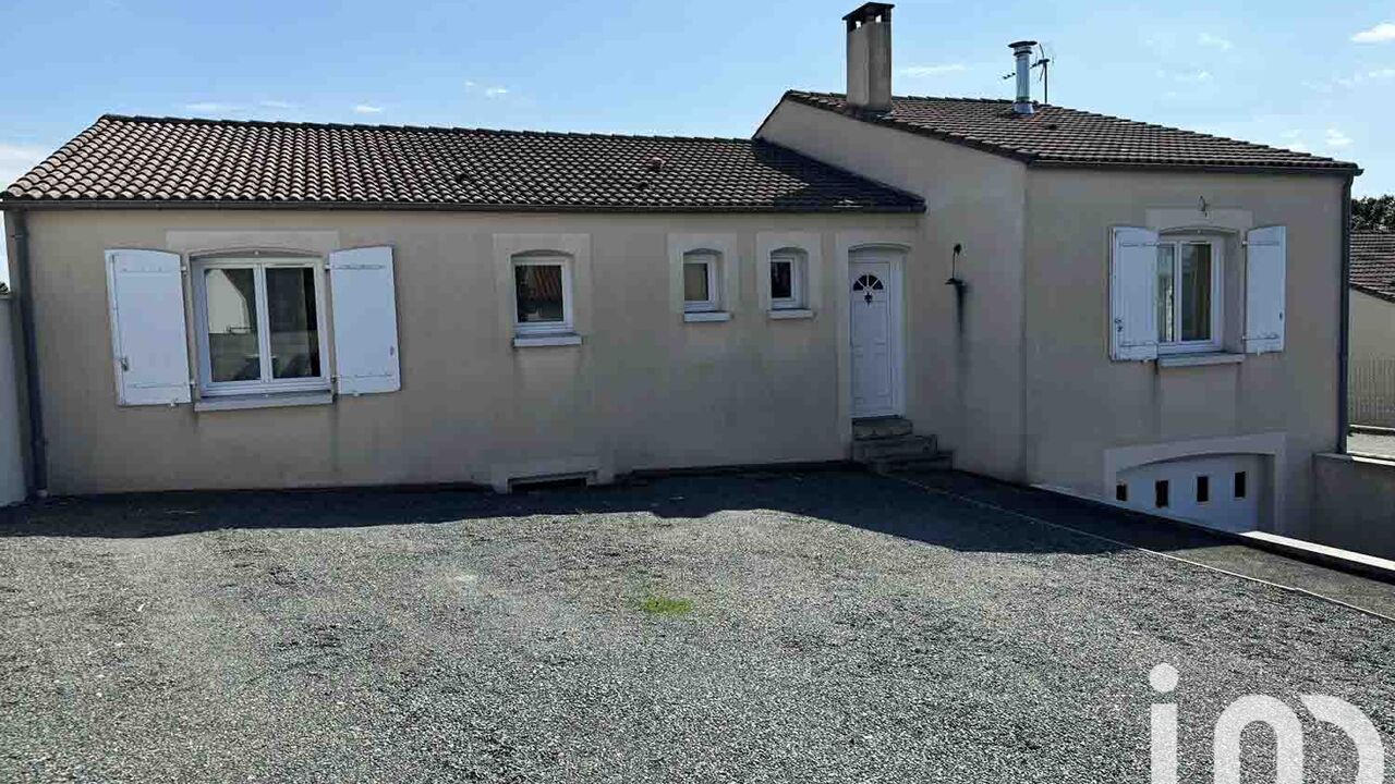 maison 4 pièces 123 m2 à vendre à Saint-Hilaire-des-Loges (85240)