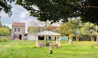 Maison 11 Pièces 204 m² à vendre à Cuzion (36190)