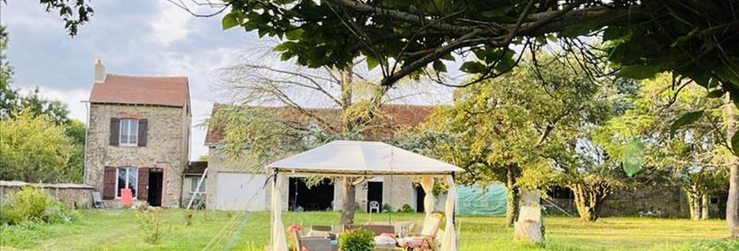 Maison 11 Pièces 204 m² à vendre à Cuzion (36190)