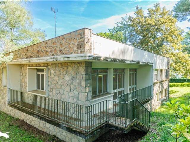 Maison 8 pièces 233 m² à Saint-Lizier — photo du bien