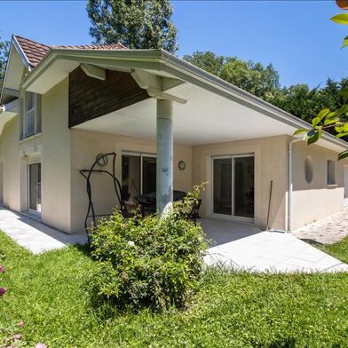 Maison 4 pièces 270300 €