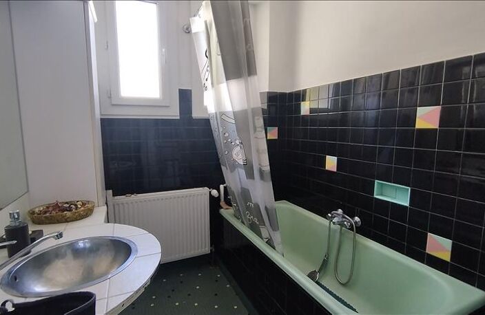 Vente maison 6 pièces 110 m² Decazeville (12300) — photo 4