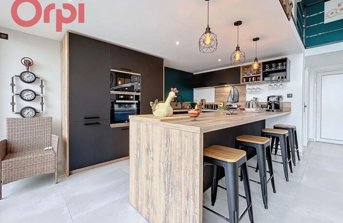 A vendre Duplex  de type 5  au dernier étage avec terrasse et emplacement de parking couvert — photo 2