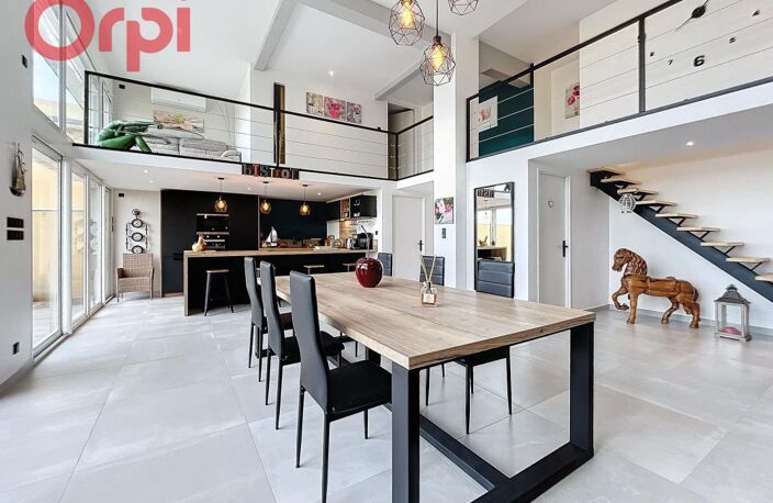 A vendre Duplex  de type 5  au dernier étage avec terrasse et emplacement de parking couvert — photo 4