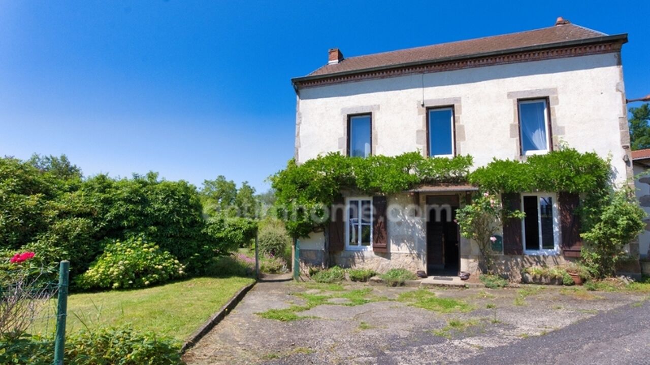 maison 6 pièces 118 m2 à vendre à Lachaux (63290)