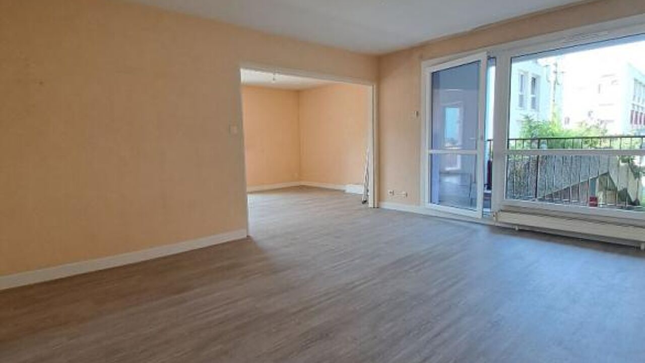 appartement 4 pièces 83 m2 à vendre à Sochaux (25600)