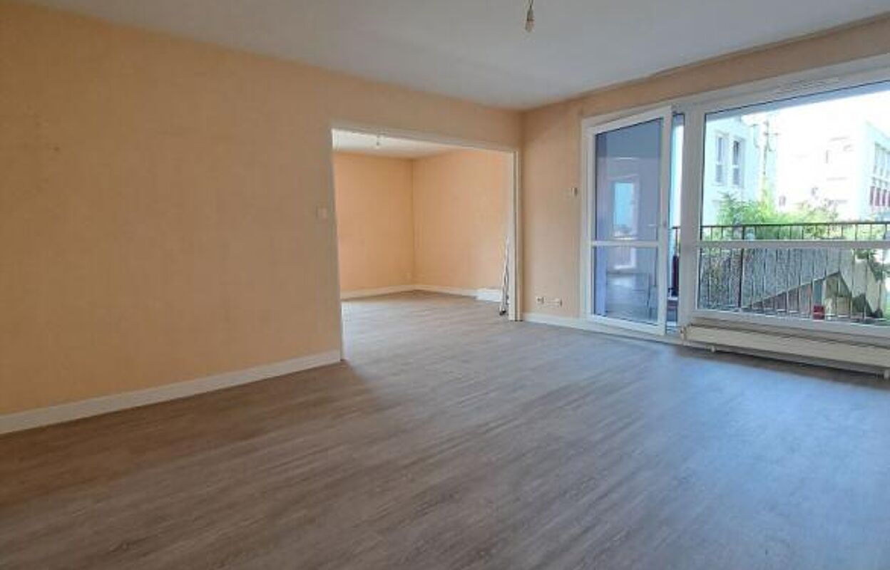 appartement 4 pièces 83 m2 à vendre à Sochaux (25600)