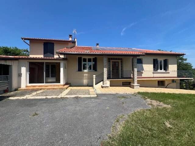 Maison de village de 296 m2  AUCH — photo du bien