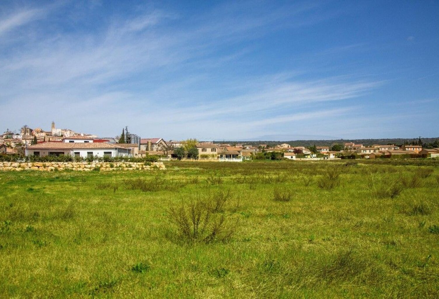 POURRIERES - Terrain constructible a Vendre - 518m² - Maison ... — photo 1
