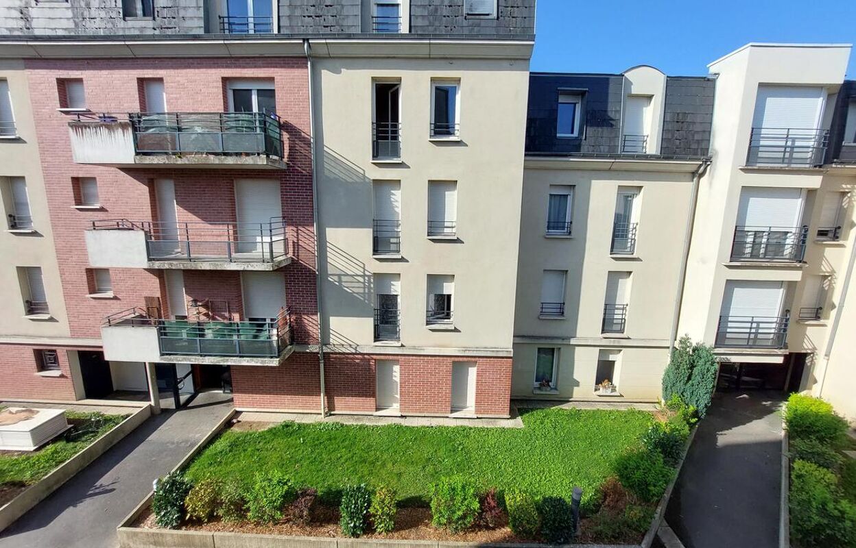 appartement 4 pièces 55 m2 à vendre à Margny-Lès-Compiègne (60280)