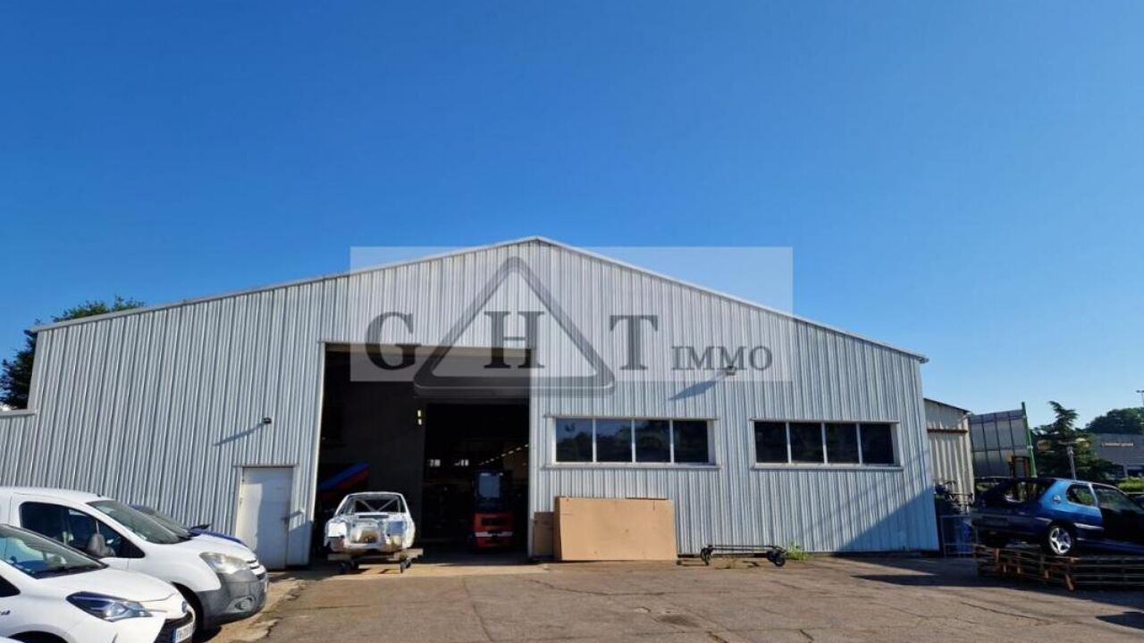 local industriel  pièces 2200 m2 à vendre à Saint-Brice-sous-Forêt (95350)