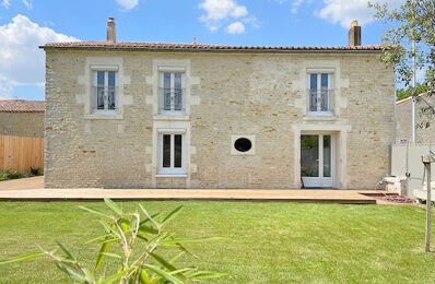 vente maison 625 700 € à proximité de Saint-Jean-de-Liversay (17170)