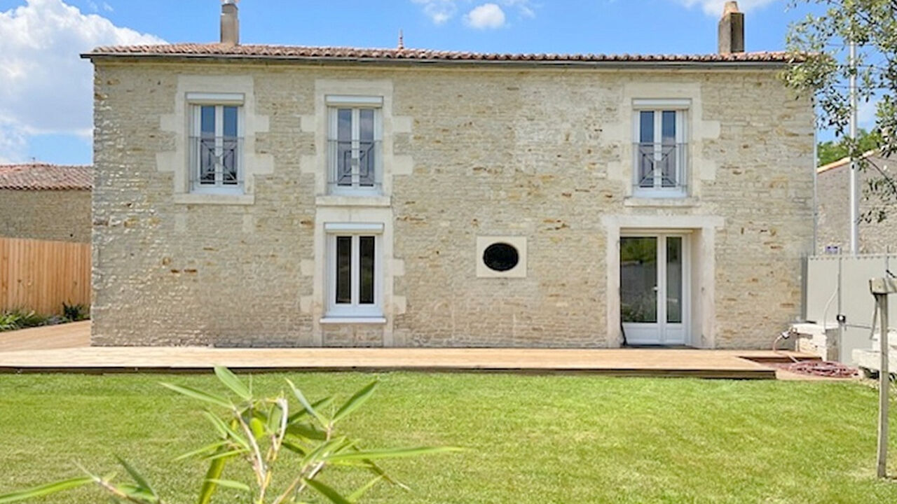 maison 8 pièces 256 m2 à vendre à Saint-Sauveur-d'Aunis (17540)