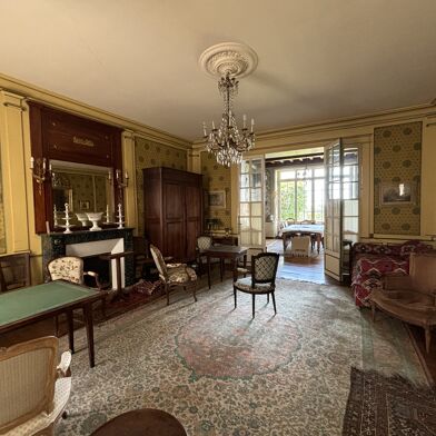 Maison 11 pièces 393400 €