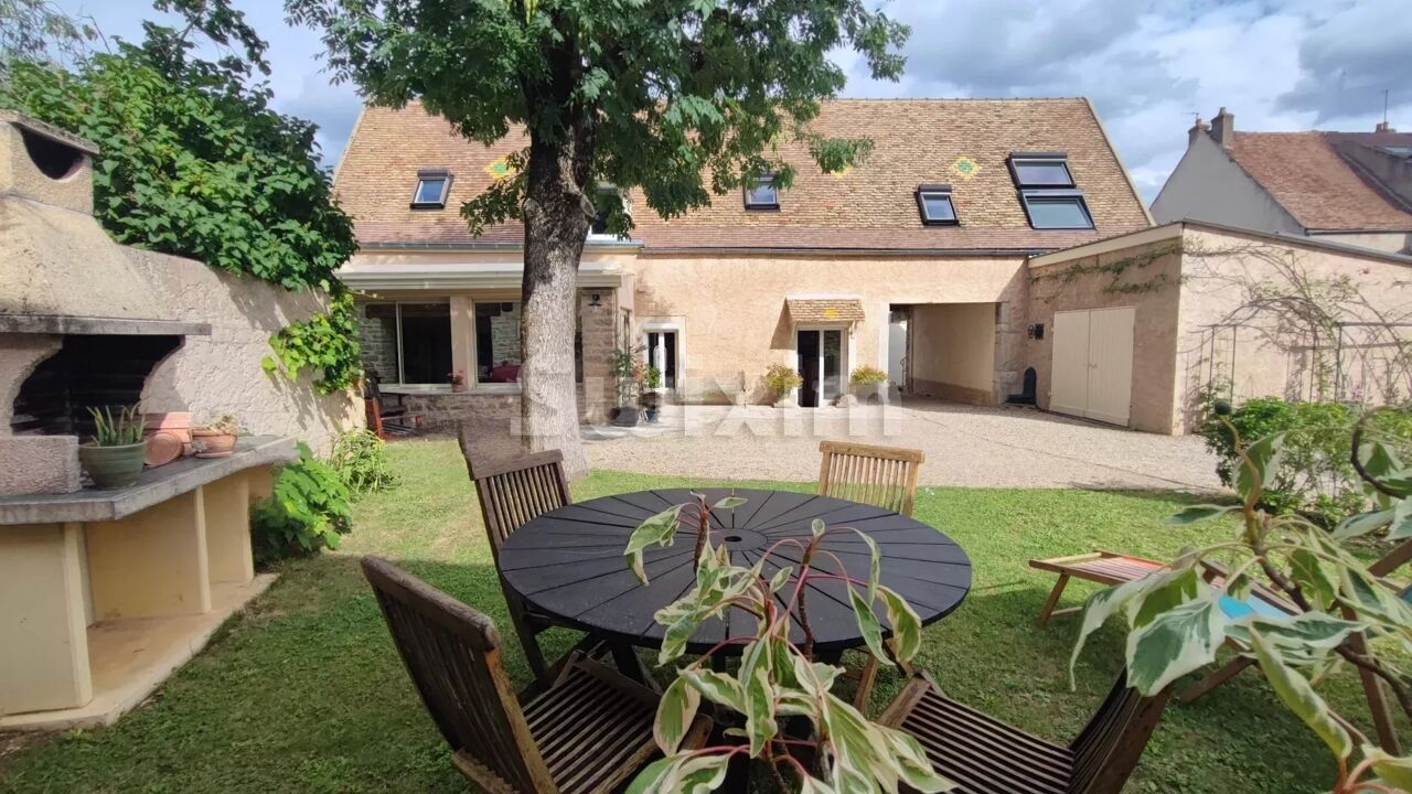 maison 6 pièces 180 m2 à vendre à Beaune (21200)