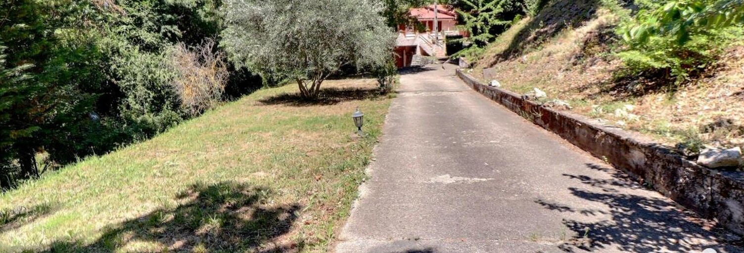 Maison 6 Pièces 130 m² à vendre à Mimet (13105)