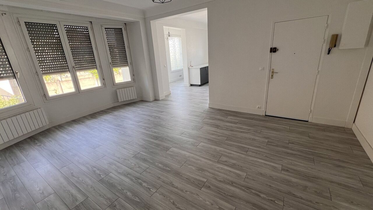 appartement 2 pièces 68 m2 à louer à Sainte-Geneviève-des-Bois (91700)
